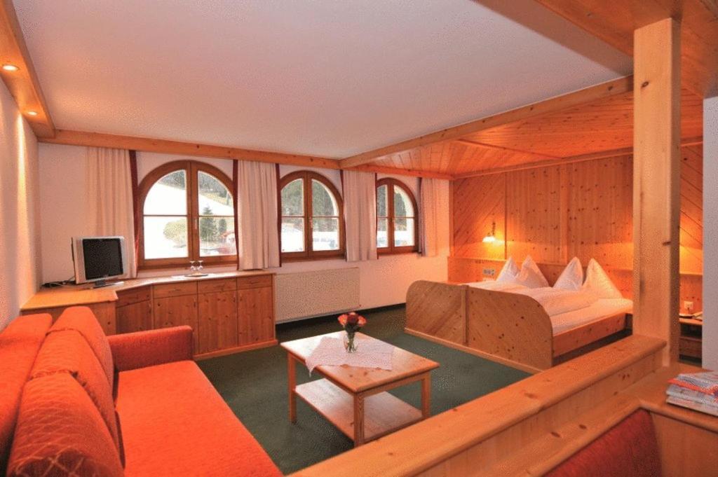 Alpines Gourmet Hotel Montanara Flachau Luaran gambar